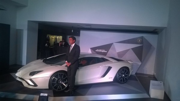 Lamborghini launches Aventador S in India at Rs 5.01 Crore